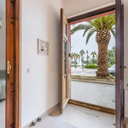 Seafront Casa Valenza